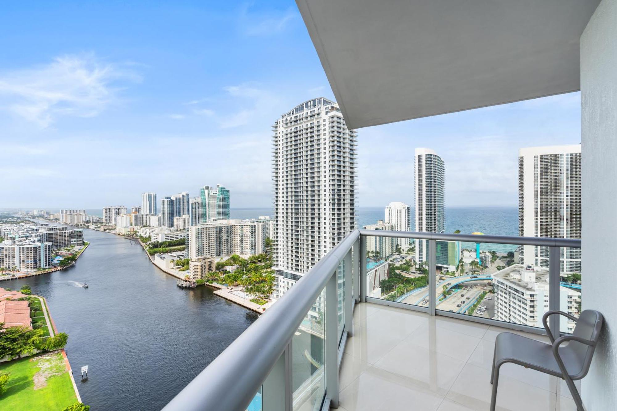 Beachwalk Resort - Vip Tower - Oceanview Unit 3 Bedroom & 3 Bathroom Hallandale Beach Eksteriør billede