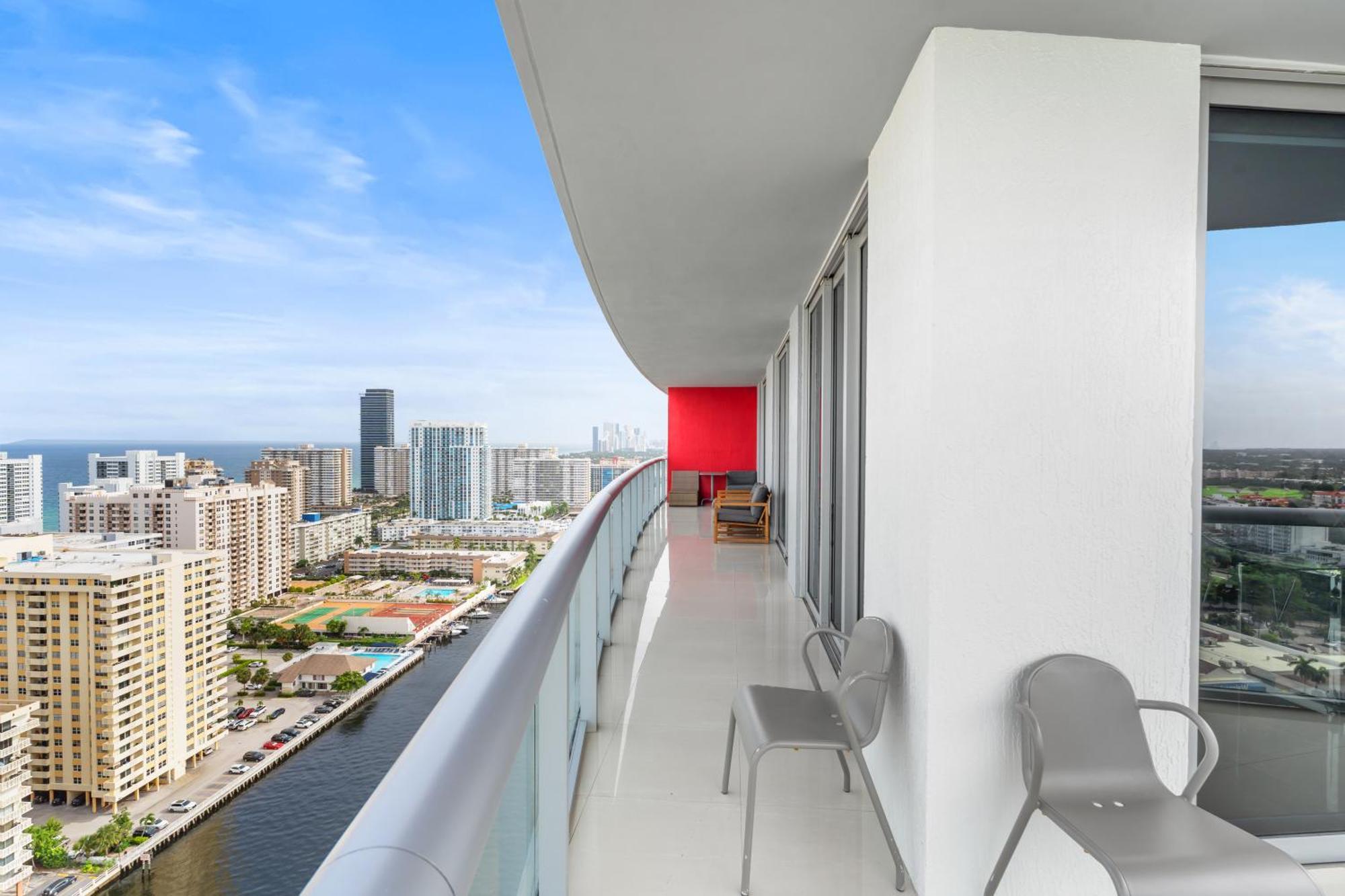 Beachwalk Resort - Vip Tower - Oceanview Unit 3 Bedroom & 3 Bathroom Hallandale Beach Eksteriør billede