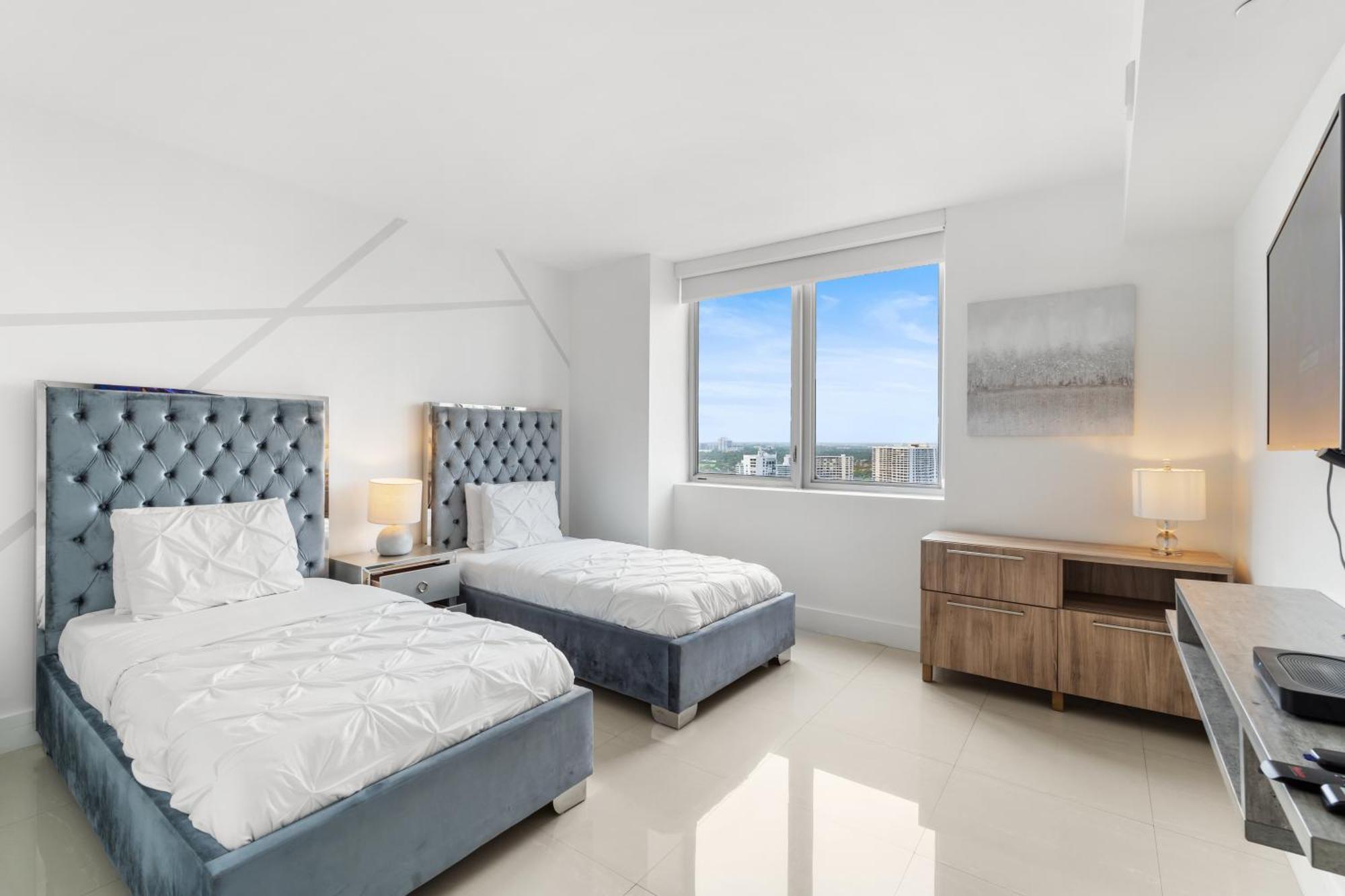 Beachwalk Resort - Vip Tower - Oceanview Unit 3 Bedroom & 3 Bathroom Hallandale Beach Eksteriør billede