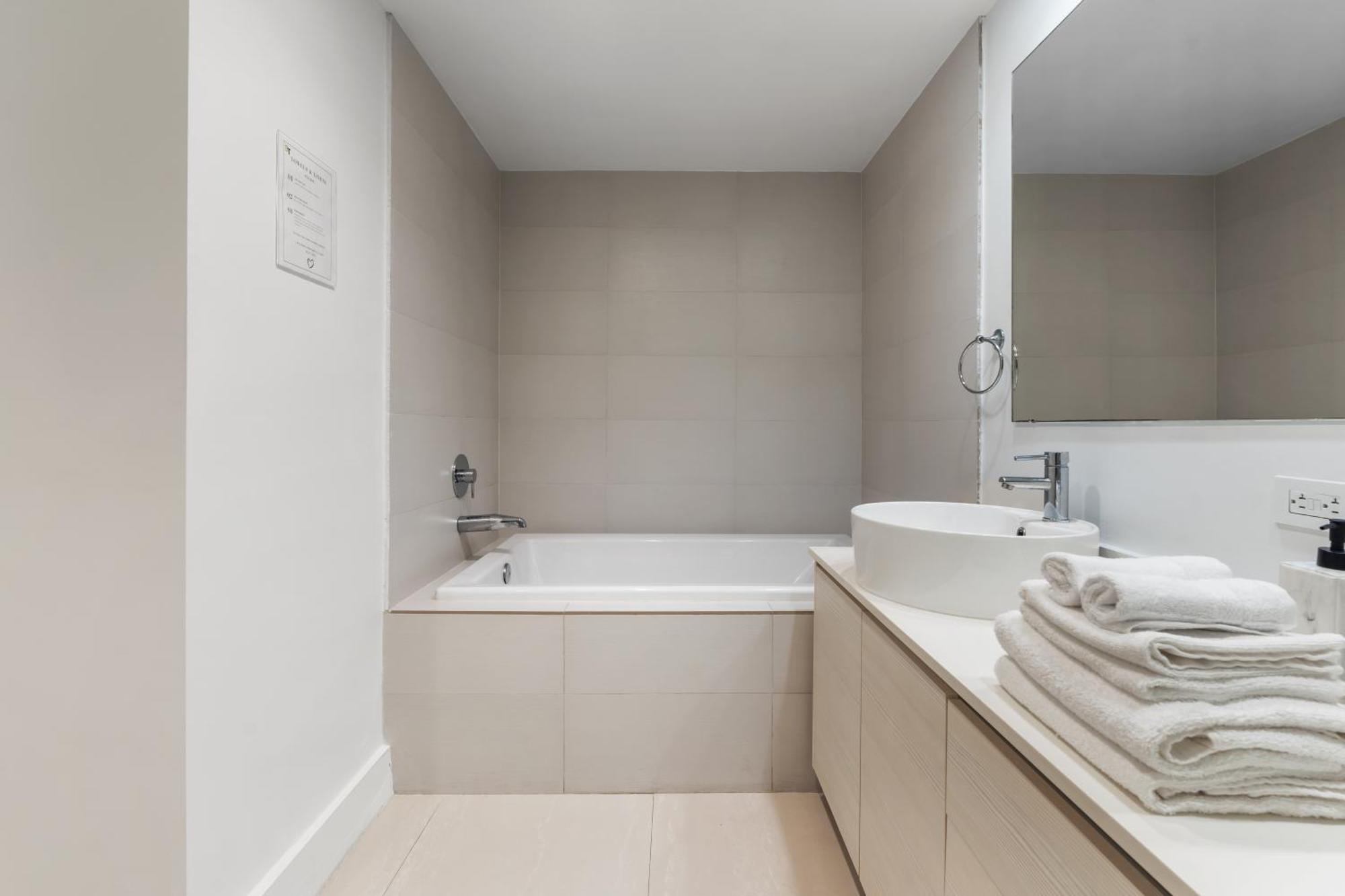 Beachwalk Resort - Vip Tower - Oceanview Unit 3 Bedroom & 3 Bathroom Hallandale Beach Eksteriør billede